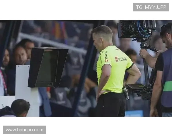 西甲联赛引进视频裁判技术后的变化与影响