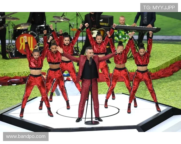 1990年世界杯开幕式女郎：象征时尚与激情的经典瞬间